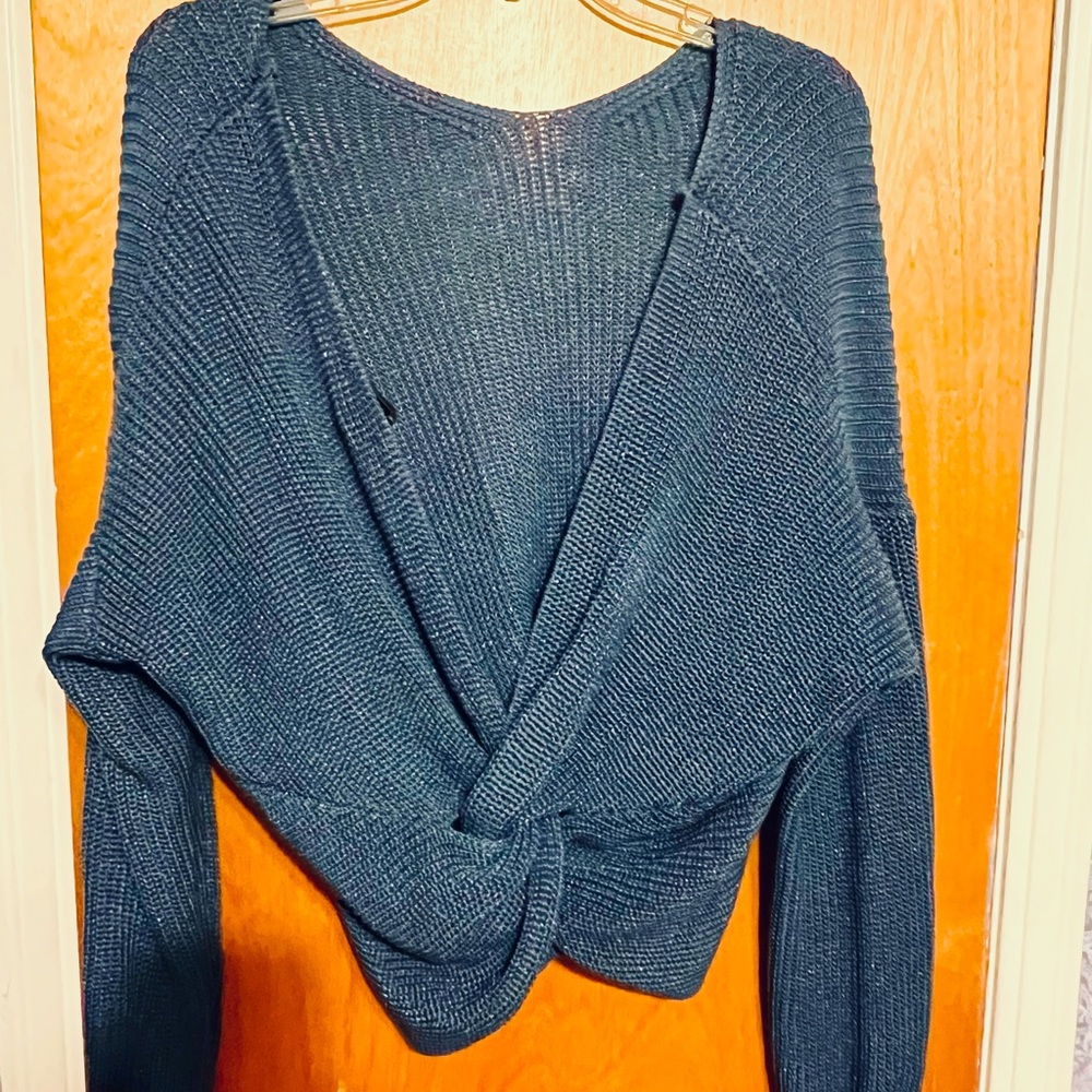 🧵GORGEOUS SWEATER 🧵